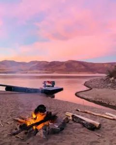 boat rentals Lake Roosevelt WA